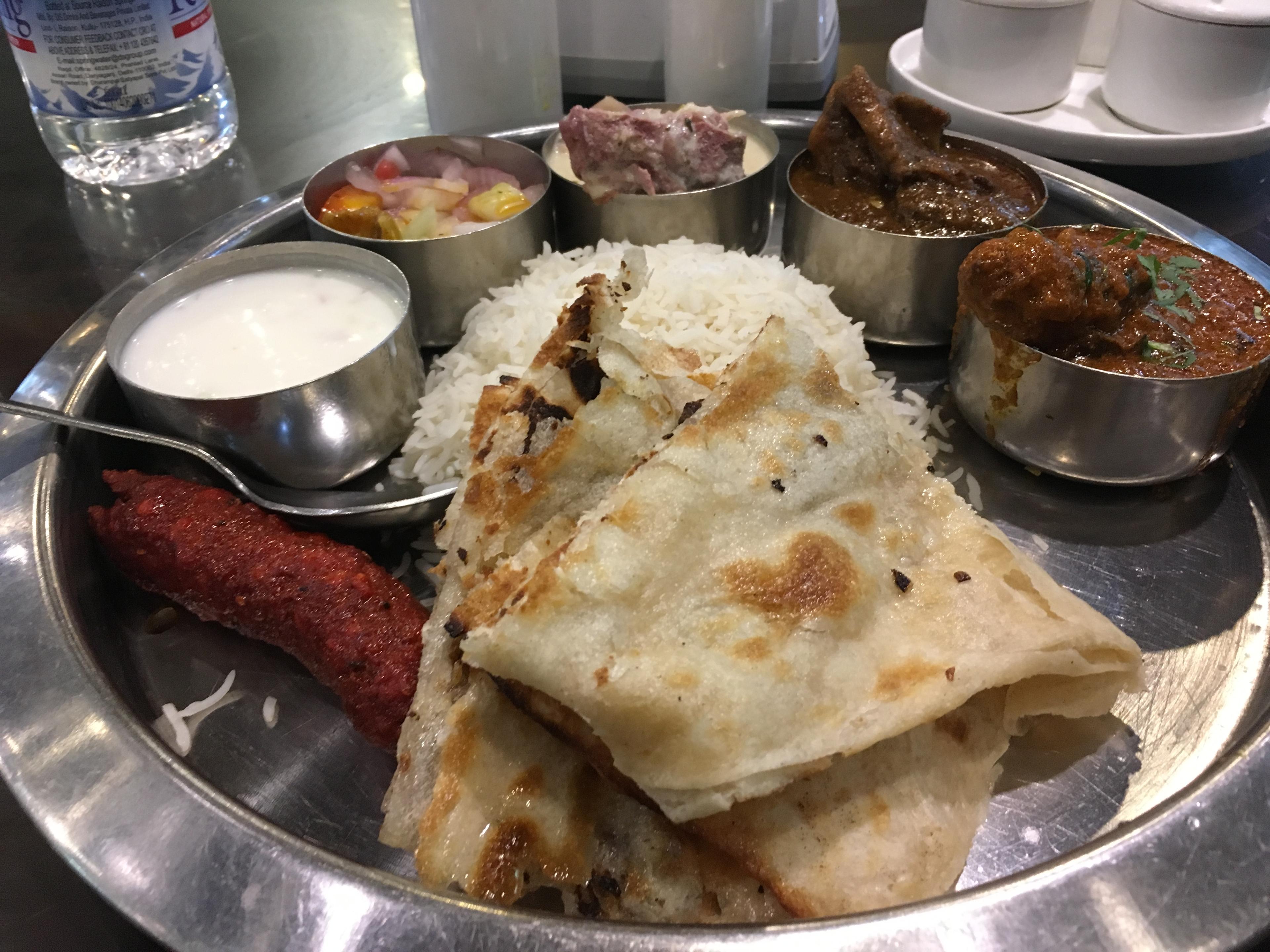 No More 'Meat Curry': J&K Eateries Must Now Name the Meat and Show Their FSSAI Licence