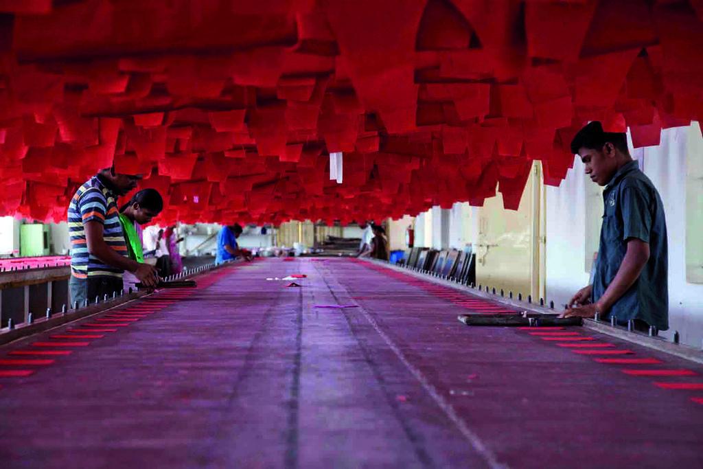 J&K Says Investment Is Up 13x Since 2020 — What That Actually Means If You Want to Start a Business Here